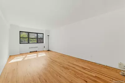 60 White Oak Street #2F, New Rochelle, NY 10801 - Photo 9