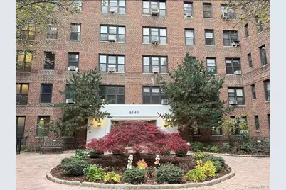 67-40 Yellowstone Boulevard #6L, Forest Hills, NY 11375 - Photo 1