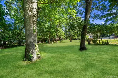 13 Simon Avenue, Centereach, NY 11720 - Photo 7