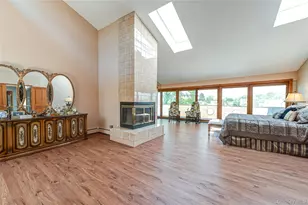 164 W Islip Rd, West Islip, NY 11795 - Photo 15