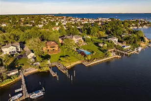 164 W Islip Rd, West Islip, NY 11795 - Photo 27