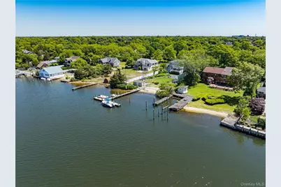 164 W Islip Road, West Islip, NY 11795 - Photo 3