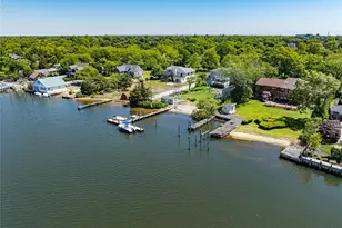 164 W Islip Rd, West Islip, NY 11795 - Photo 3