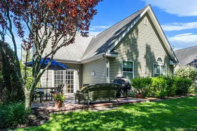116 Golden Spruce Drive, Calverton, NY 11933 - Photo 35