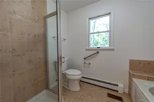 25 Camelot Dr, Centereach, NY 11720 - Photo 17