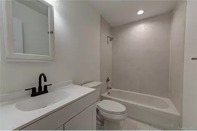 25 Camelot Drive, Centereach, NY 11720 - Photo 11