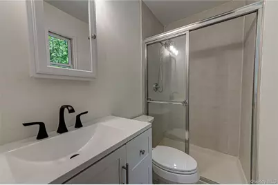 25 Camelot Drive, Centereach, NY 11720 - Photo 19