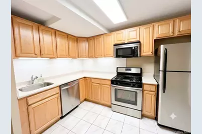 118 18 Union Tpke Apt #B4, Kew Gardens, NY 11415 - Photo 3