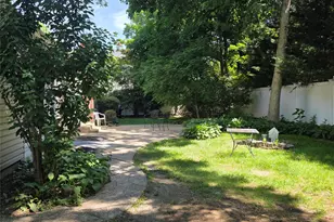 7 Roosevelt Ave, Greenlawn, NY 11740 - Photo 15