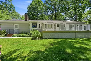 34 Bolan Dr, Huntington Station, NY 11746 - Photo 41