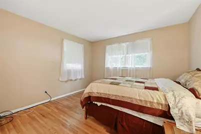 34 Bolan Drive, Huntington Station, NY 11746 - Photo 33
