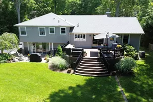 3 Hunter Ct, Dix Hills, NY 11746 - Photo 39