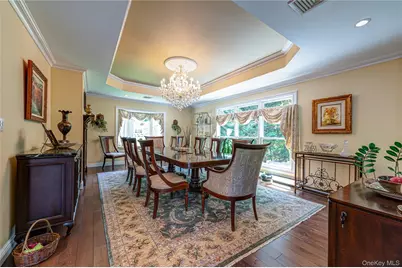3 Hunter Court, Dix Hills, NY 11746 - Photo 11