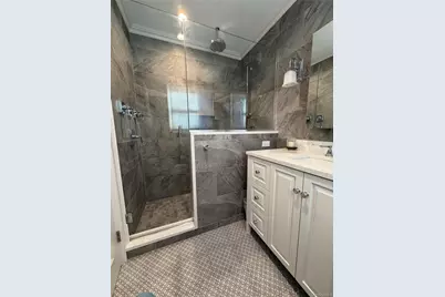 3 Hunter Court, Dix Hills, NY 11746 - Photo 19