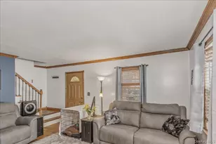 111 Birch Ln, Valley Stream, NY 11581 - Photo 5