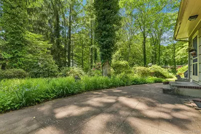 47 Mayfair Drive, Huntington, NY 11743 - Photo 29