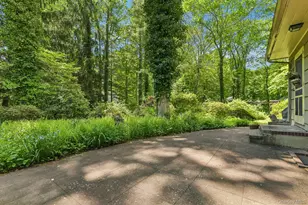 47 Mayfair Dr, Huntington, NY 11743 - Photo 29