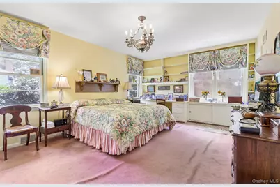 47 Mayfair Drive, Huntington, NY 11743 - Photo 15