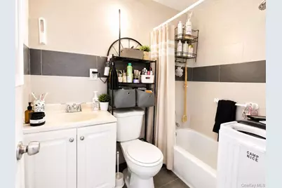 726 Prospect Avenue, Bronx, NY 10455 - Photo 9