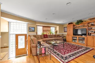 3375 Fairway Rd, Oceanside, NY 11572 - Photo 3