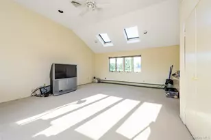 3375 Fairway Rd, Oceanside, NY 11572 - Photo 19