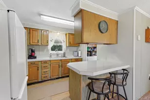 83 Knapp Rd, Mastic Beach, NY 11951 - Photo 11
