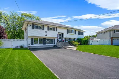 20 Rochelle Court, Amityville, NY 11701 - Photo 5