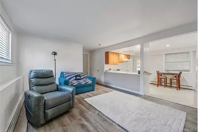 20 Rochelle Court, Amityville, NY 11701 - Photo 9