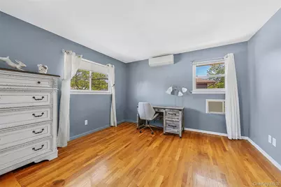 20 Rochelle Court, Amityville, NY 11701 - Photo 15