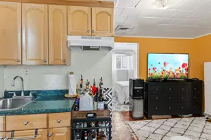 282 W 22nd St, Deer Park, NY 11729 - Photo 25