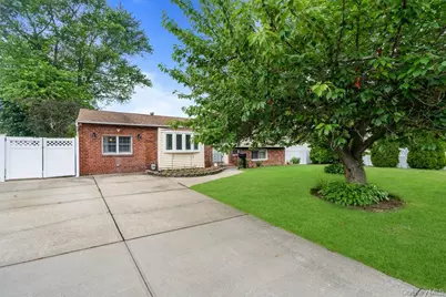 282 W 22nd Street, Deer Park, NY 11729 - Photo 1