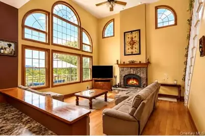 15 Christina Way, Milton, NY 12547 - Photo 17