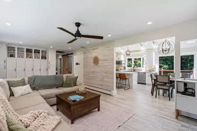 27 Hennessy Drive Drive, Huntington, NY 11743 - Photo 5