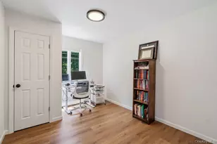 27 Hennessy Dr Dr, Huntington, NY 11743 - Photo 21