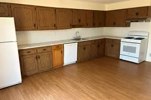32 Gables Dr, Hicksville, NY 11801 - Photo 7