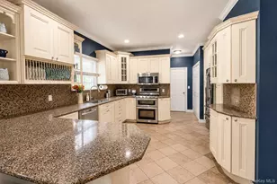 257 4th St, Saint James, NY 11780 - Photo 9