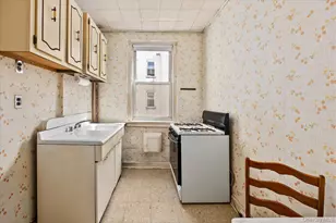 64-09 39th Ave, Woodside, NY 11377 - Photo 5