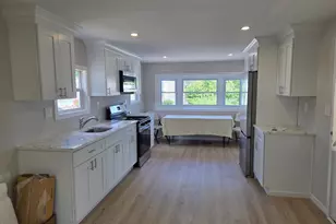 70 Revere Dr, Bohemia, NY 11716 - Photo 5