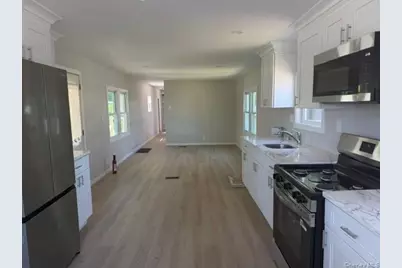 70 Revere Drive, Bohemia, NY 11716 - Photo 7