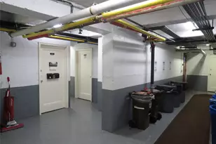 147-14 84th Rd, Briarwood, NY 11435 - Photo 23