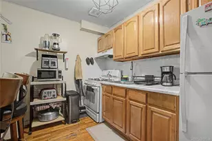 2722 Wallace Ave, Bronx, NY 10467 - Photo 7