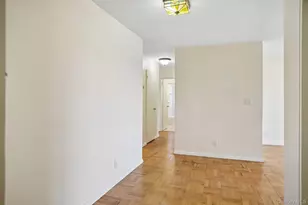 266 Pelham Rd, New Rochelle, NY 10805 - Photo 3