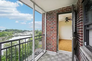 266 Pelham Rd, New Rochelle, NY 10805 - Photo 9