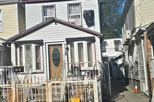 107-38 120th St, Jamaica, NY 11419 - Photo 5