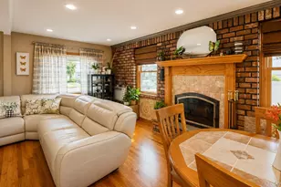 113 Duffy Pl, West Islip, NY 11795 - Photo 5