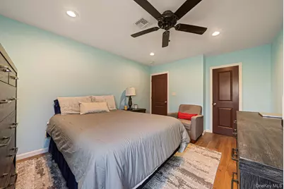9 Sylvan Street, Bay Shore, NY 11706 - Photo 17