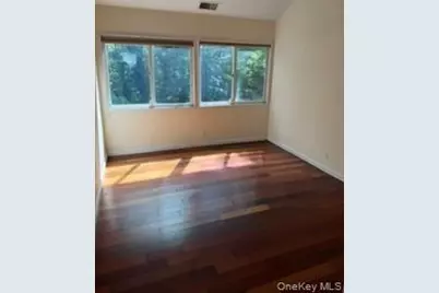 1117 Cedar Ridge Road, Oyster Bay, NY 11771 - Photo 11