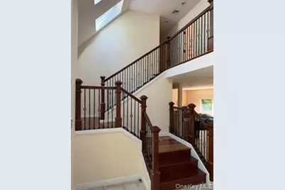 1117 Cedar Ridge Road, Oyster Bay, NY 11771 - Photo 3