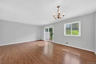 10 Squires Gate, Poughkeepsie, NY 12603 - Photo 13