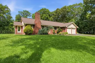 42 Cliff Rd, Port Jefferson, NY 11777 - Photo 3
